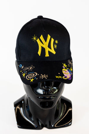 
                  
                    Load image into Gallery viewer, New York Yankees - Black with Pattern Cap
                  
                